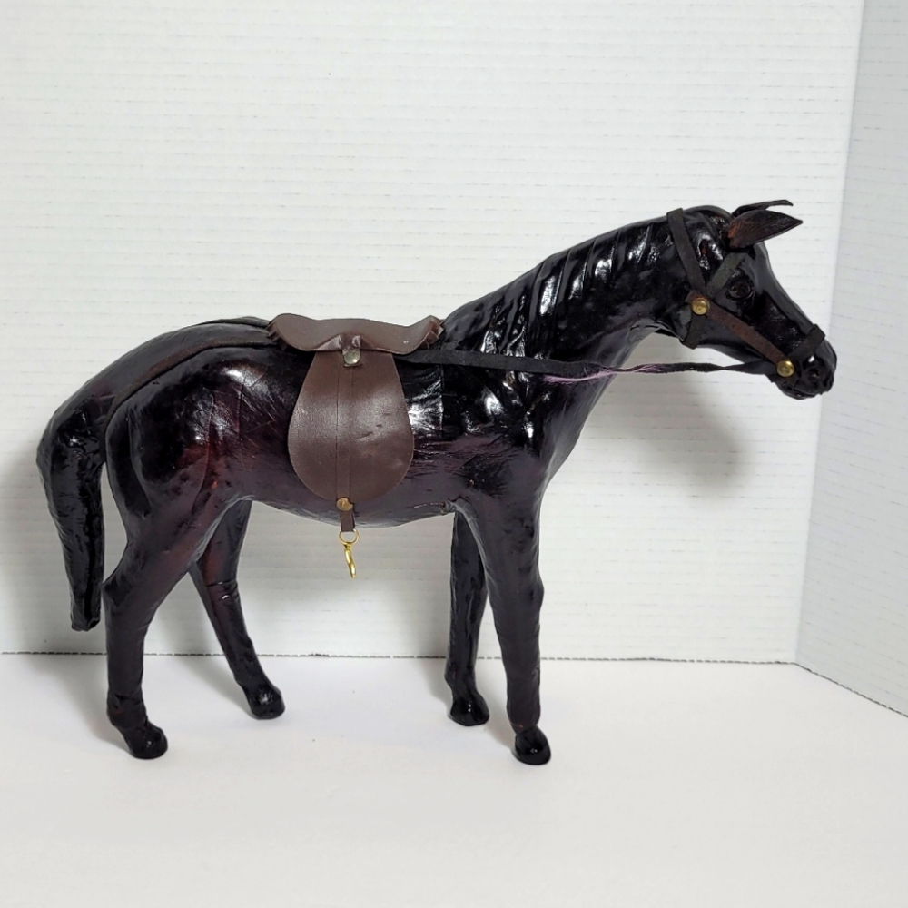 Vintage Brown Leather Wrapped Horse Statue Figure With Saddle - Picture 3 of 12